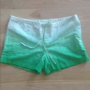 VS size 10 linen blend short